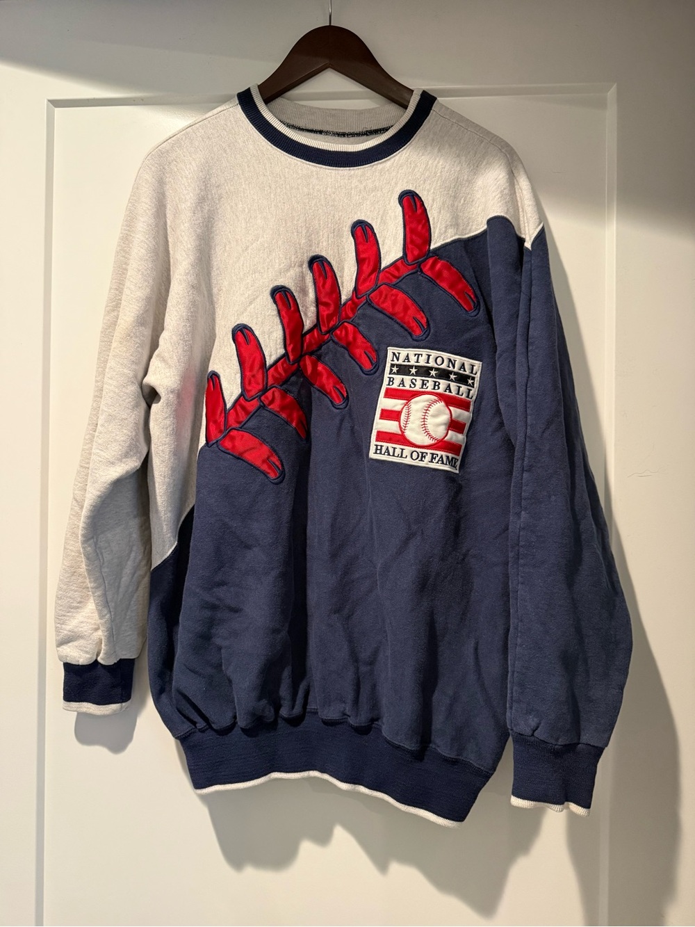 VINTAGE Baseball Hall of Fame Navy & White Baseball Stitch Crewneck Sweater